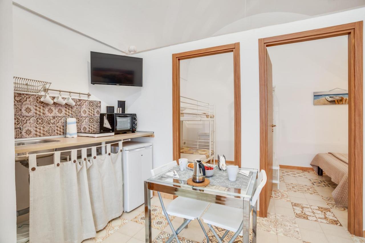 Apartament Tiny House 21 Bright Aparment Polignano a Mare Zewnętrze zdjęcie