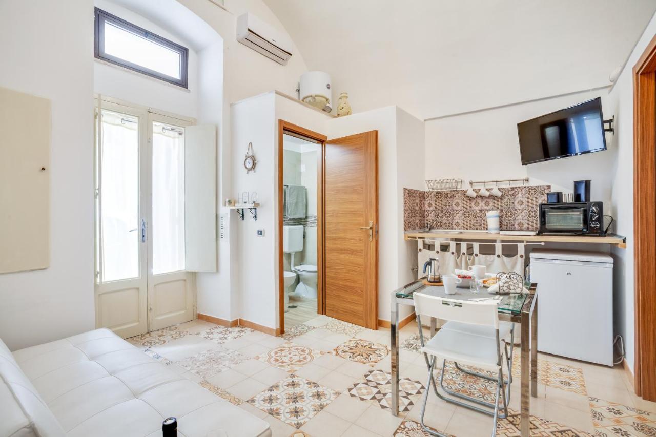 Apartament Tiny House 21 Bright Aparment Polignano a Mare Zewnętrze zdjęcie